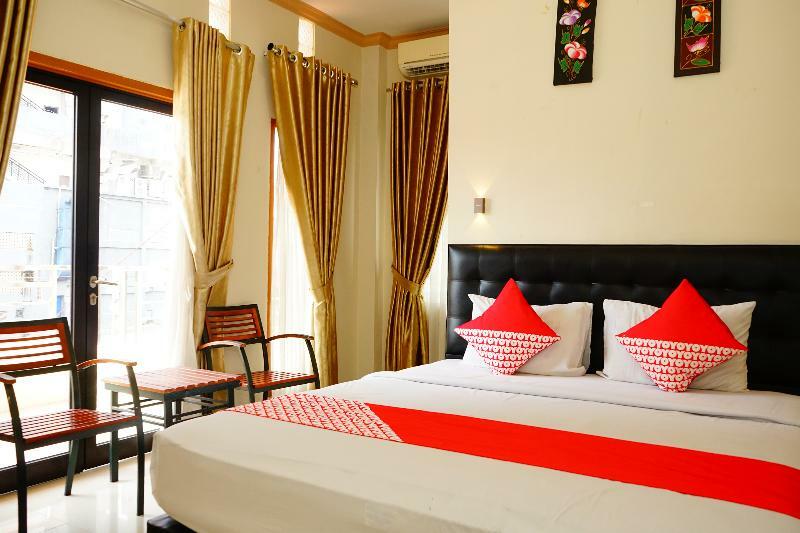 Grand Vella Hotel Панкалпинанг Экстерьер фото